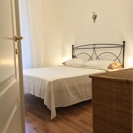 Apartment Casa Di Livia La Spezia